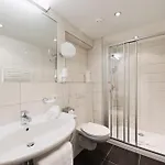 阿尔宾纳酒店 加尔蒂