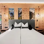 阿尔宾纳酒店