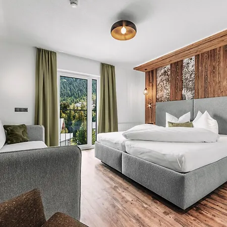 Отель Alpina Гальтюр