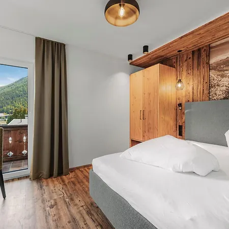 Alpina Hotel