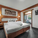 Hotel Alpina