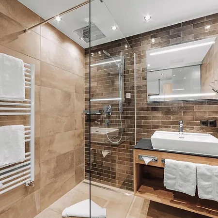 Hotel Alpina Galtuer